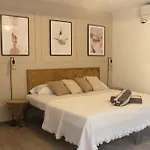 Casa La Siesta Albir Oda ve Kahvaltı 4*