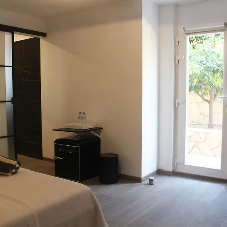 Casa La Siesta Albir לינה וארוחת בוקר אלביר