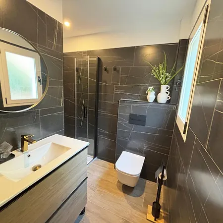 לינה וארוחת בוקר Casa La Siesta Albir אלביר